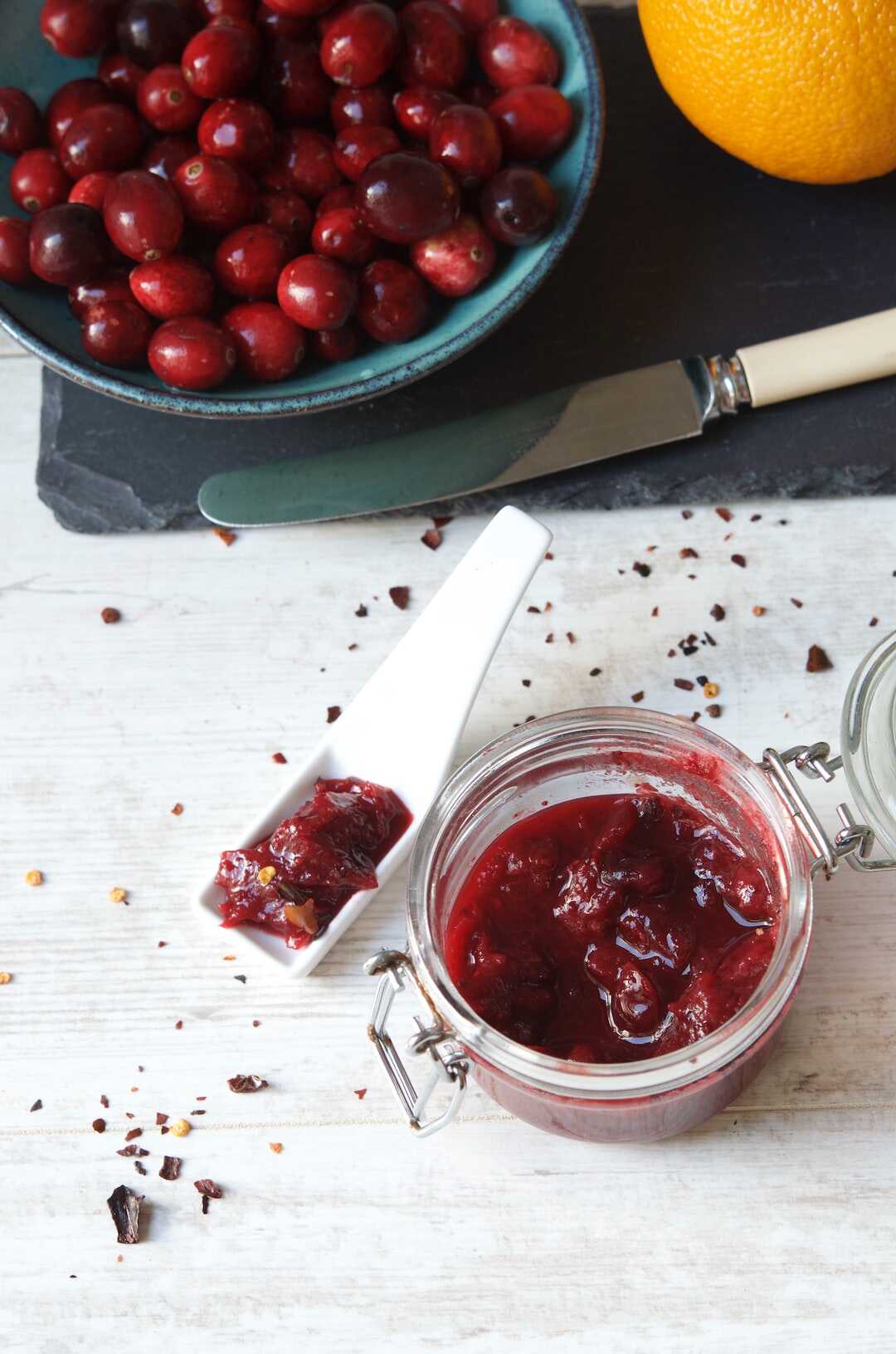 découvrez les bienfaits des crêpes à la confiture, un délice sucré qui ravira vos papilles. apprenez comment ces gourmandises peuvent être une source d'énergie, de réconfort et d'originalité dans vos repas. explorez les différentes recettes de crêpes accompagnées de confitures fruitées, idéales pour un petit-déjeuner ou un dessert savoureux.