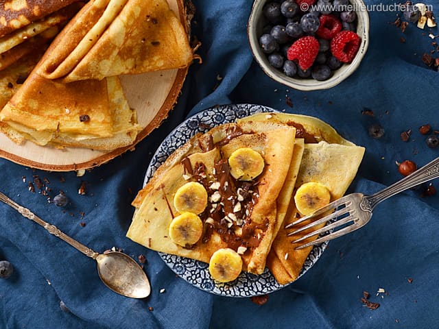 découvrez la douceur de notre crêpe au chocolat blanc, une délicieuse pâtisserie française alliant légèreté et gourmandise. parfaite pour satisfaire toutes vos envies sucrées, elle se déguste au goûter ou en dessert. laissez-vous tenter par cette délicieuse association fondante et crémeuse !