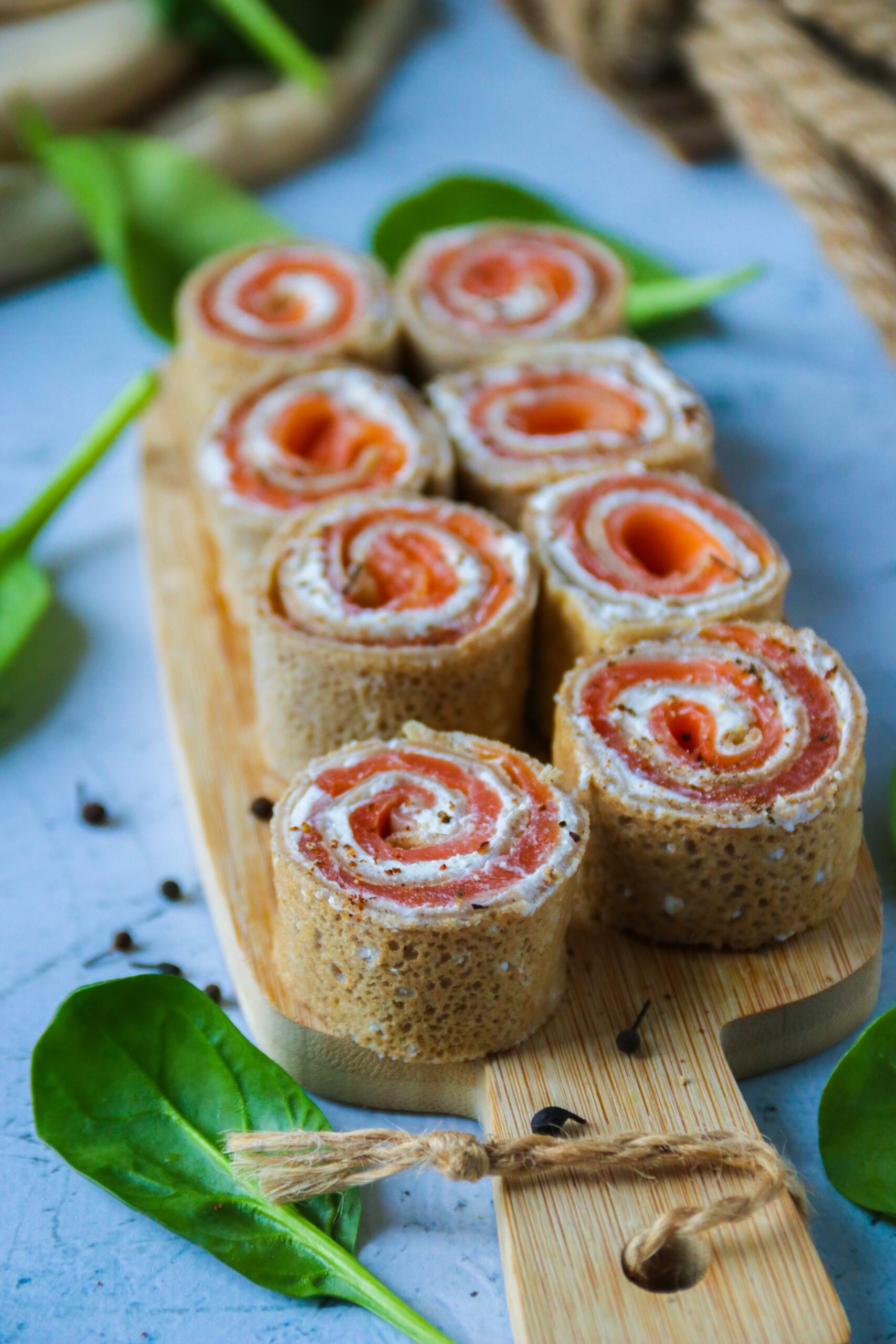 découvrez la délicieuse crêpe sarrasin, une spécialité bretonne savoureuse et saine, parfaite pour un repas gourmand. idéale pour les intolérants au gluten, elle se marie à merveille avec des garnitures salées ou sucrées. laissez-vous séduire par ses arômes uniques !