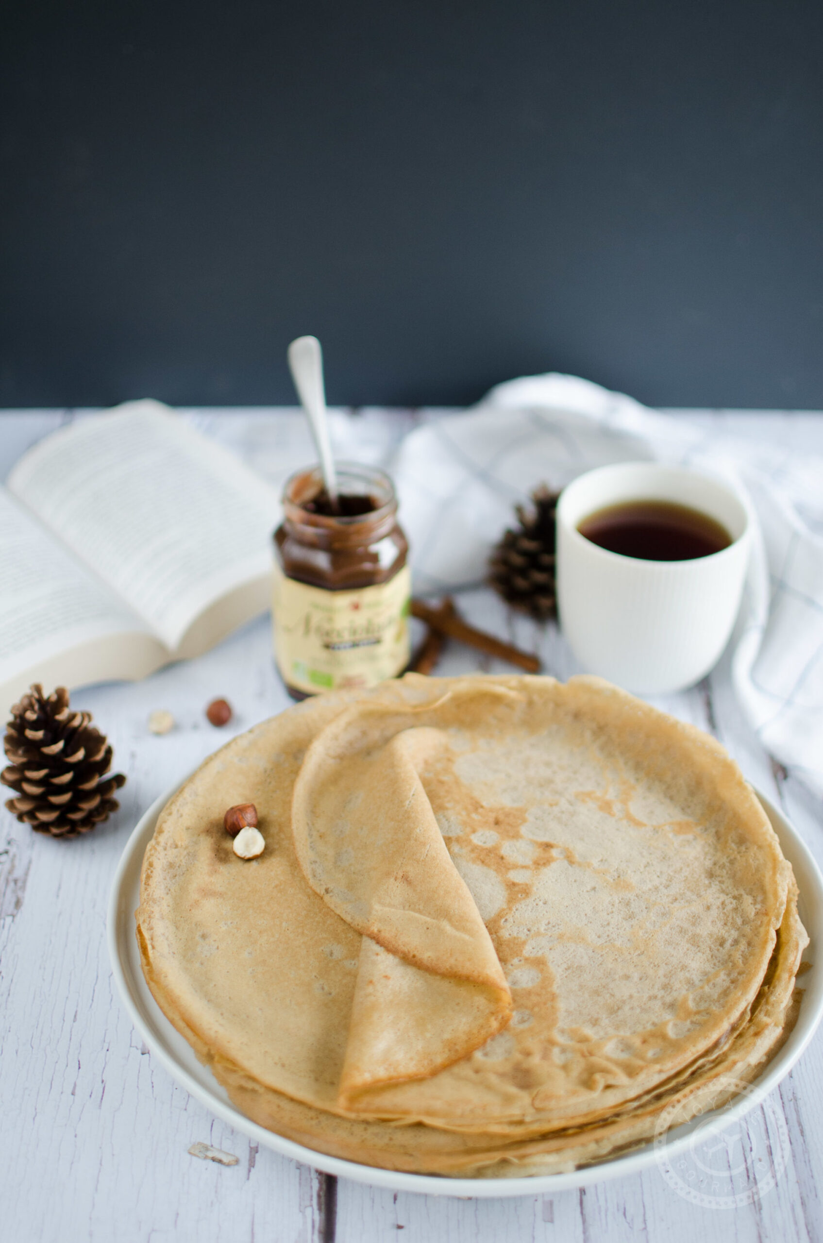 découvrez une délicieuse recette de crêpes au café, alliant la légèreté des crêpes traditionnelles et l'arôme riche du café. parfaites pour le petit-déjeuner ou le dessert, ces crêpes savoureuses raviront vos papilles. essayez-les et impressionnez vos invités avec cette combinaison irrésistible.